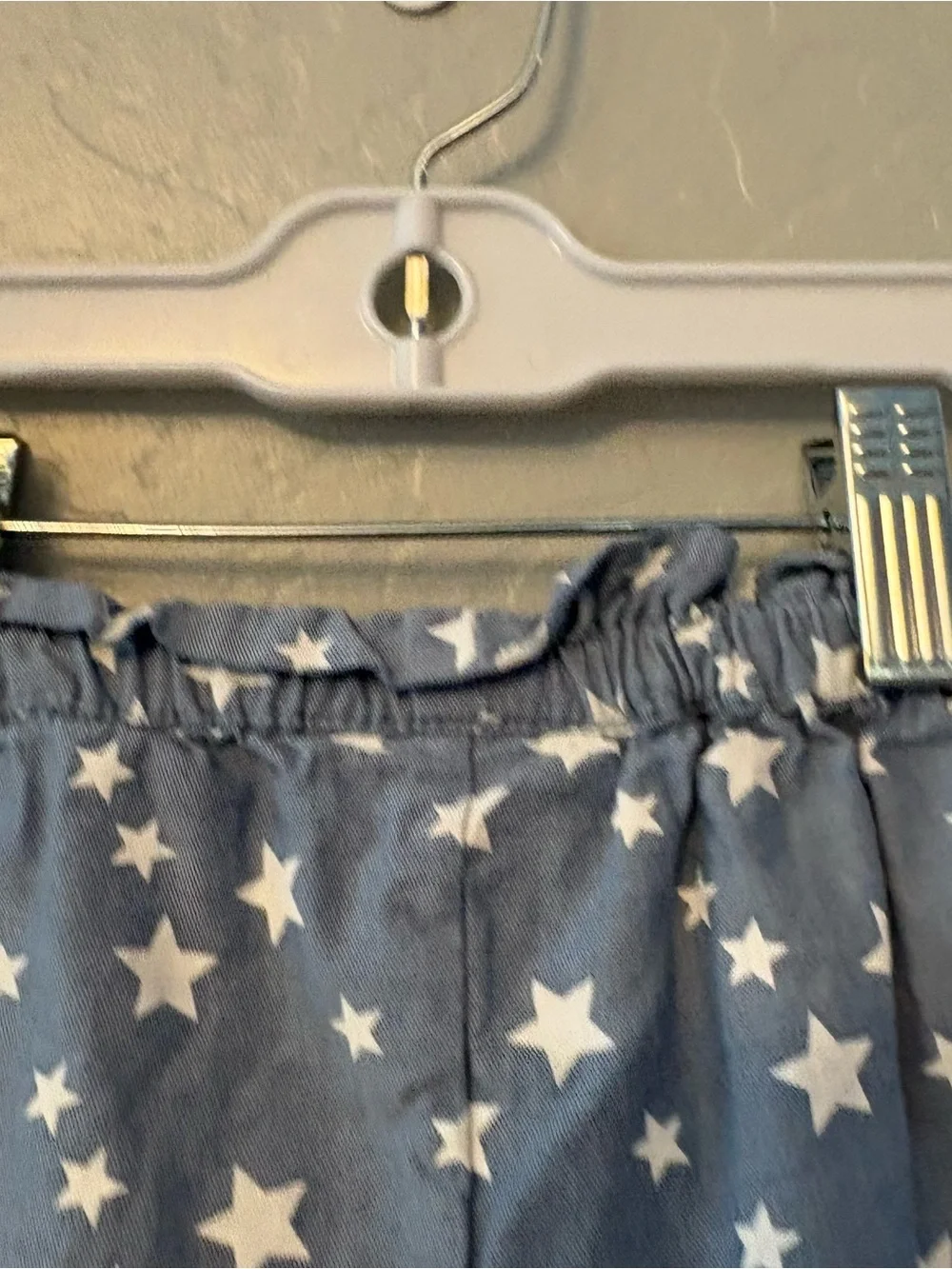 Tommy Hilfiger baby girls chambray with white stars ruffle top/short set 18 mon
